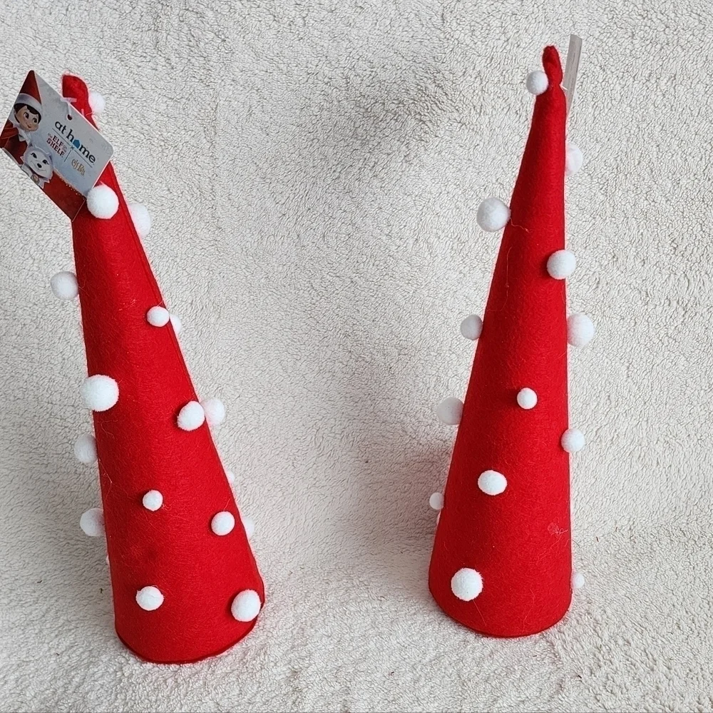 New the Elf on the shelf bundle of felt Christmas trees with pompoms 17